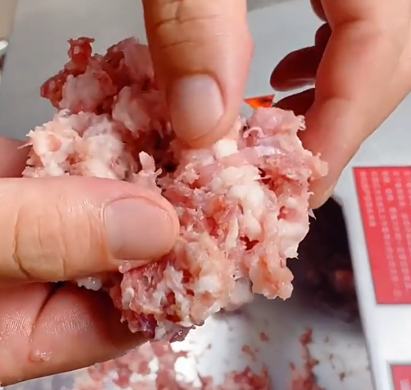 多彩剁肉機(jī)剁肉效果